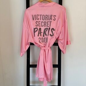 Victoria's Secret Fashion Show Paris 2016 Silky Kimono Pink Robe LIMITED EDITION